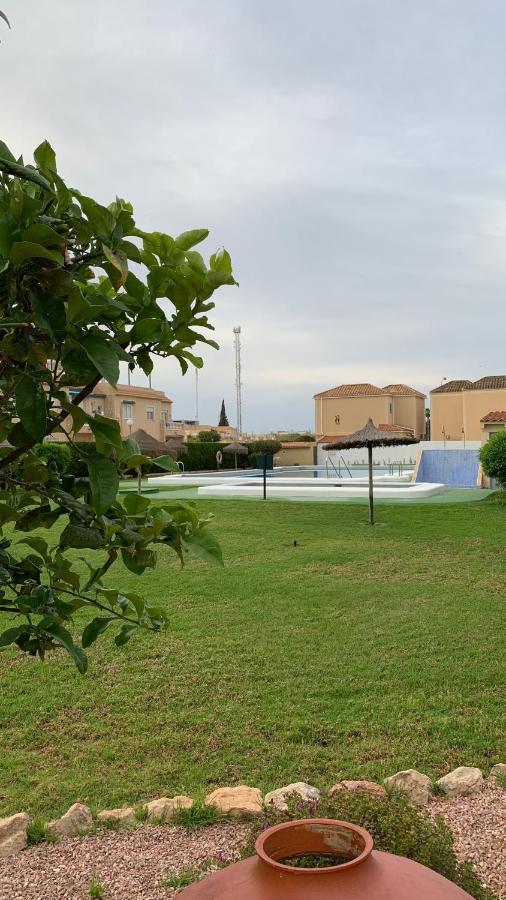Holiday House Torrevieja Luaran gambar